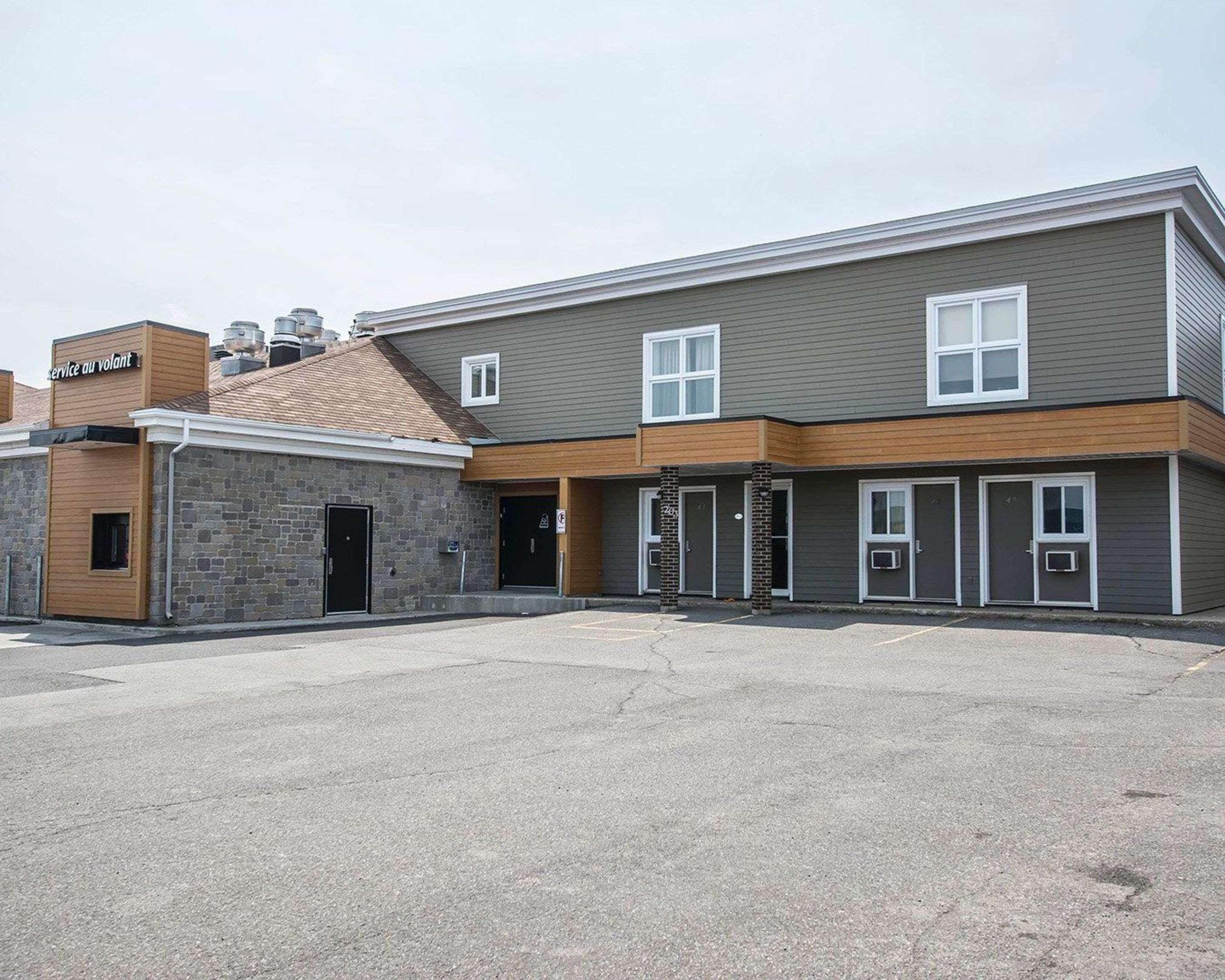Econo Lodge Inn & Suites Montmagny Exterior foto