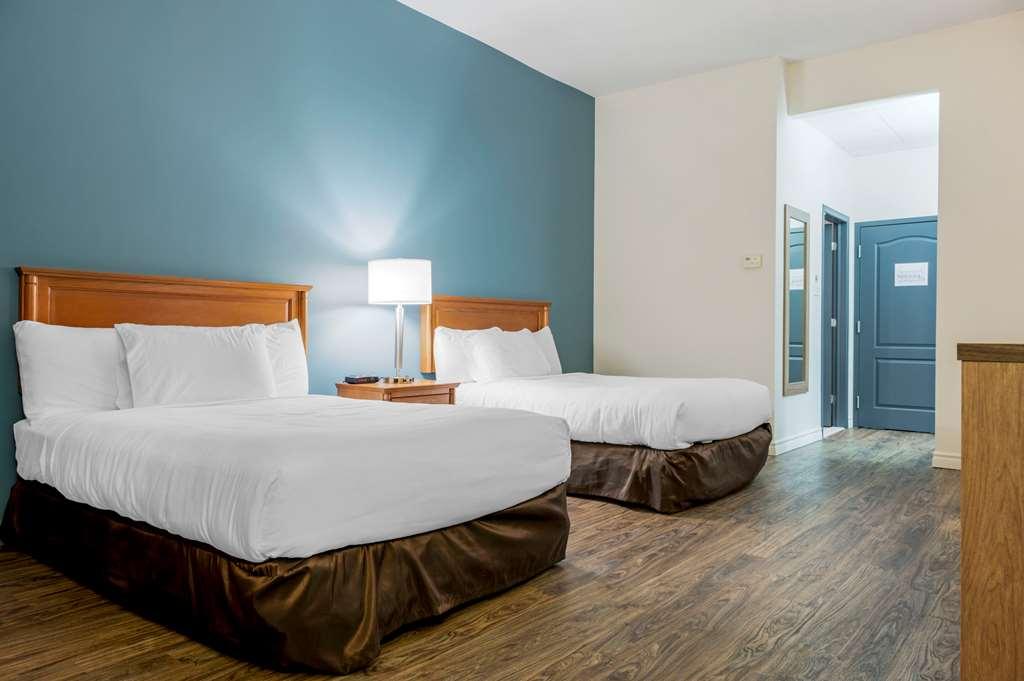Econo Lodge Inn & Suites Montmagny Quarto foto