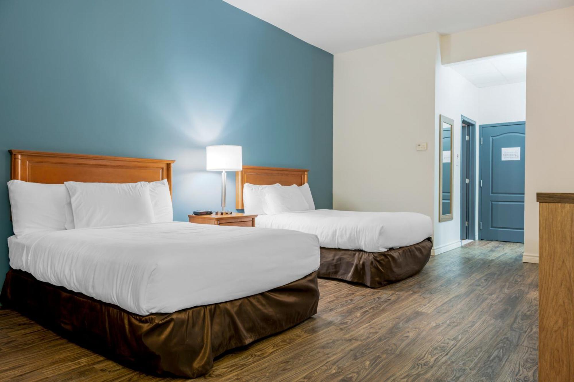 Econo Lodge Inn & Suites Montmagny Exterior foto